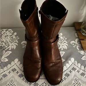 Woman Size 8 Brown Leather Ankle Boots